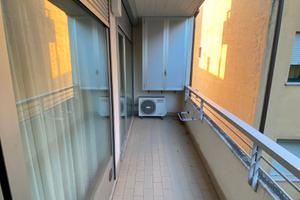 Cattolica annuale con ampio terrazzo