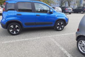 Fiat Panda 1000 Cross Hybrid -