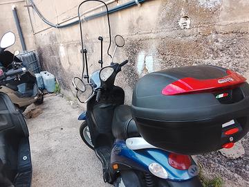 scooter piaggio liberty 50