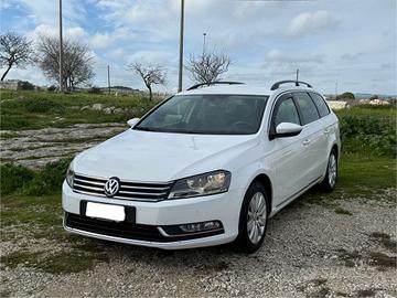 Volkswagen Passat Variant 2.0 TDI DSG **Motore nuo