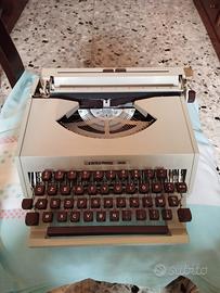macchina da scrivere 