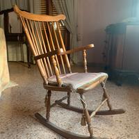 Sedia dondolo vintage