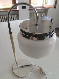 lampada da tavolo anni 60