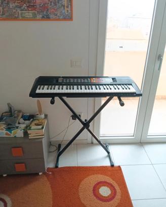 tastiera Yamaha PSR-F51 120 suoni e 114 ritmi