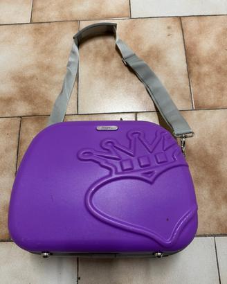 Beauty casa segue viola