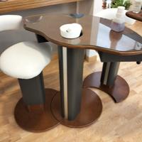 Tavolo per ricostruzione unghie e Espositori