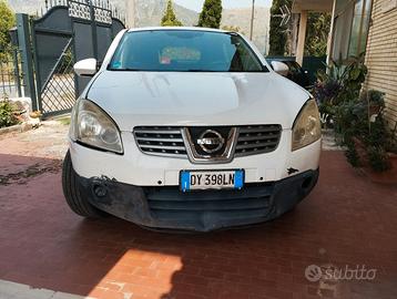 Nissan Qashqai J10