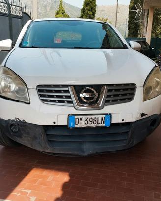 Nissan Qashqai J10
