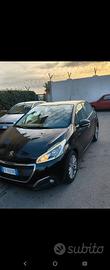 PEUGEOT 208 1,2 BENZ/GPL