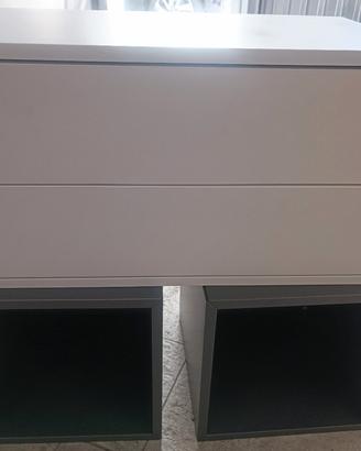 Cubi e mobile a due cassetti IKEA