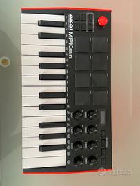 Focusrite Scarlett Solo 3ª Gen + Akai MPK Mini