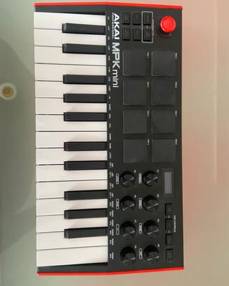 Focusrite Scarlett Solo 3ª Gen + Akai MPK Mini