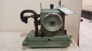 A24 Macchina da cucire cuoio e pelle