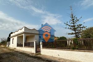 Tre Fontane Villetta A Breve Distanza Dal Mare