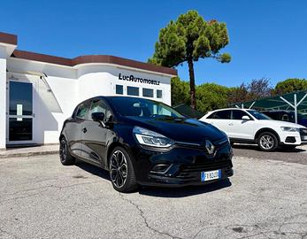 Renault Clio TCe 12V 75 CV 5 porte Moschino Life