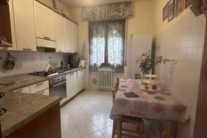 Appartamento di 100 m² con 3 locali e box auto a C