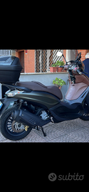 Beverly 300