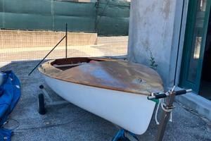Deriva Strale anni '70, incluse vele