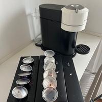 Macchina Caffe' Nespresso Vertuo con 60 capsule