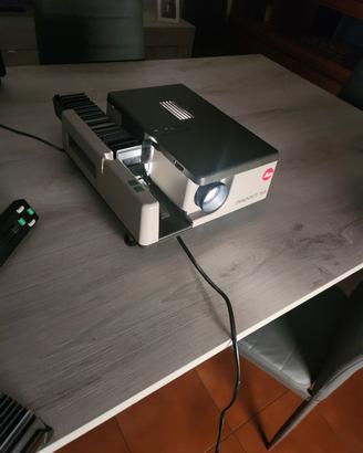 Proiettore Pradovit 153  Leitz forografie