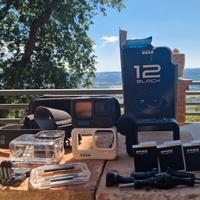 Go pro hero 12 completa di accesori