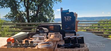 Go pro hero 12 completa di accesori