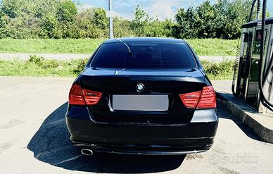 BMW Serie 3  318d 2.0 MSport