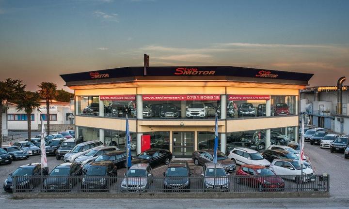 RENAULT Clio TCe 90 CV 5 porte Business