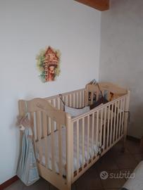 Lettino Pali in legno con materasso