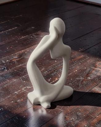 Statua pensante design moderno bianco satinato