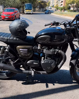 Bonneville T120