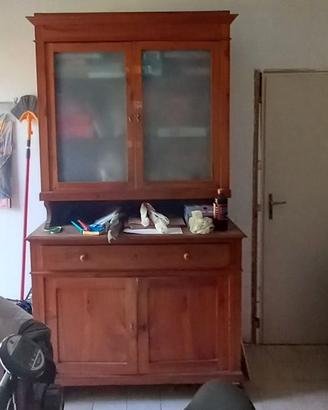 credenza di semplice fattura