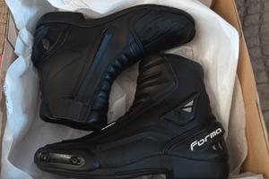 Stivaletti moto mai usati