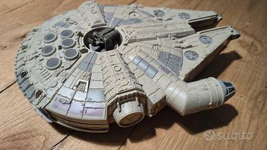STAR WARS MILLENNIUM FALCON 1995