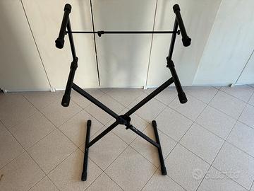 Cavalletto a due livelli per tastiere /synth