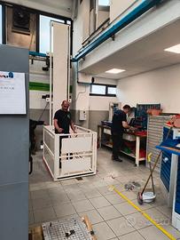 Montacarichi, mini ascensore, sollevatore idraulic