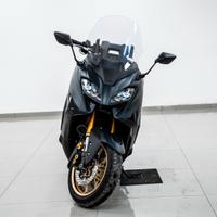 Yamaha TMAX 560 TECH MAX SPECIAL PAINT DISPONIBILE