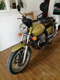 Guzzi V35