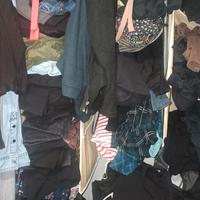 lotto di abbigliamento varie marche
