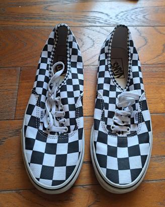 Vans a scacchi bianco e nero nuove 42