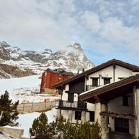 Cervinia appartamento fronte piste