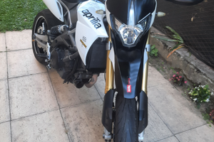 Aprilia cc 750 dorsoduro
