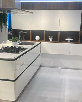 VENETA CUCINE MODELLO RIFLEX