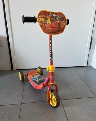 Monopattino Smoby Cars