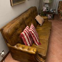 MERAVIGLIOSO ARREDAMENTO DI PREGIATA FATTURA