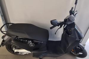 E-ZI HC-200 Sarkcyber (2023 - 25)