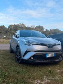 Toyota CH-R hybrid