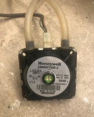 Pressostato honeywell aria caldaia baxi luna 24