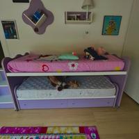 Cameretta doppio letto e scrivania
