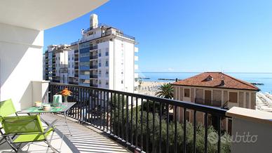 2 LOCALI A SAN BENEDETTO DEL TRONTO